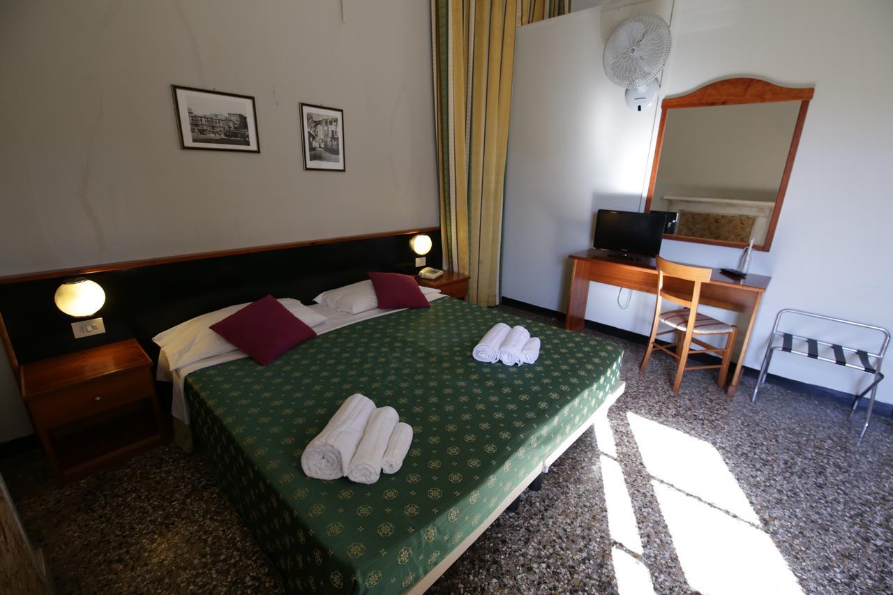 Hotel Villa Bonera เจนัว ภายนอก รูปภาพ
